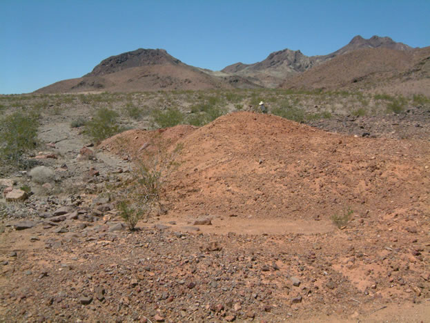 The jasper site at the red and yellow hills. (Page 72, site C from Gem Trails of Southern California.)