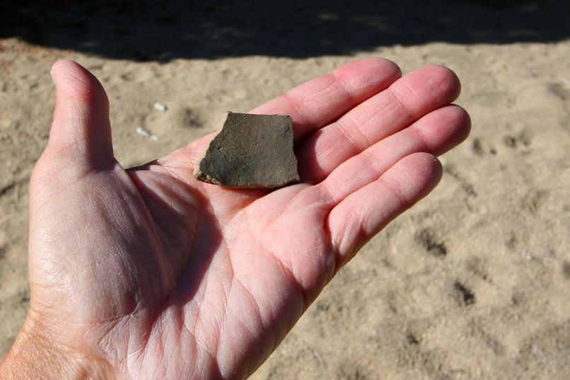 We haven't travelled very far along the new wash before we spy a nice sized bit of Indian pottery.