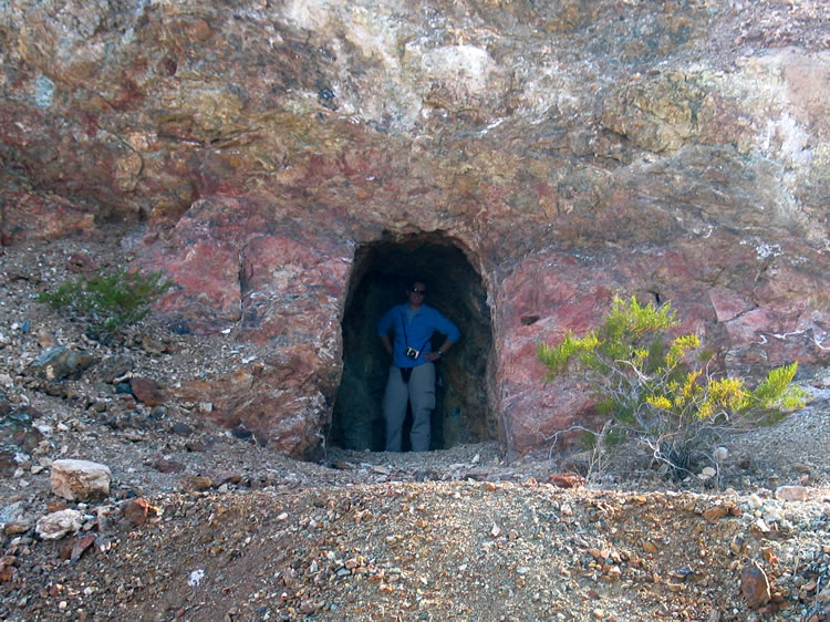 There were several very short tunnels which were left when the miners decided to open pit mine this area.  The original tunnels are now gone, with the exception of their ends!