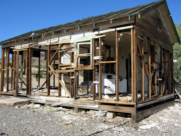 All the structures that you see around the springs were going to be bulldozed by the Park Service.  However, Bill Mann and the Mojave River Valley Museum were able to stop the demolition by becoming stewards of the site.  Please assist them by not littering and taking only photographs.