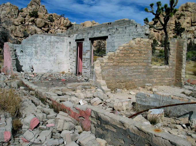 Because the walls also lack reinforcement, whole sections have toppled over.  Even though it was isolated, life here must have been worth it simply because of the spectacular location.