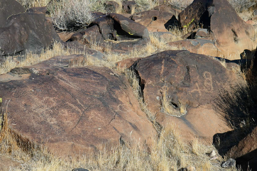 Archaeologists have estimated the rock art in this area to date between 1500 BC to 1 AD.