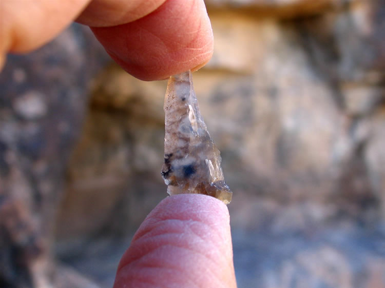 Another look at the agate point.  Remember, our motto is "Find it, Leave it."  Please leave all artifacts for others to enjoy.