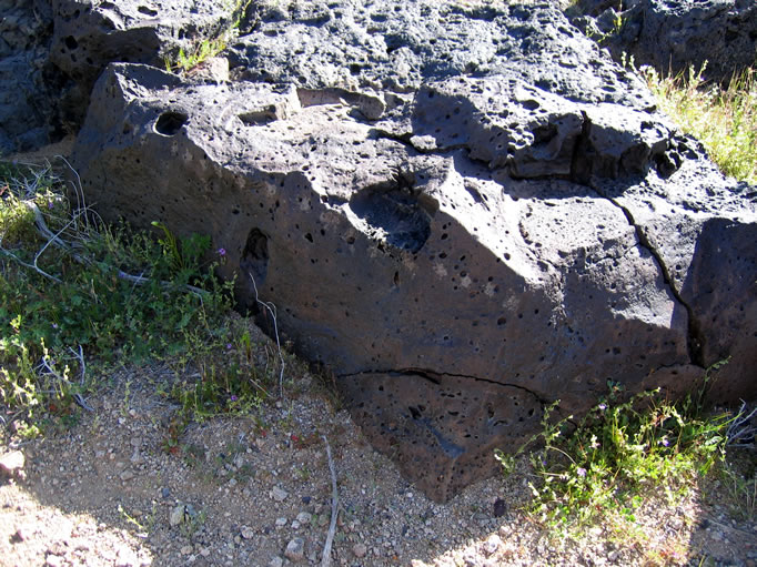 At the drop-off we found our first petroglyph.