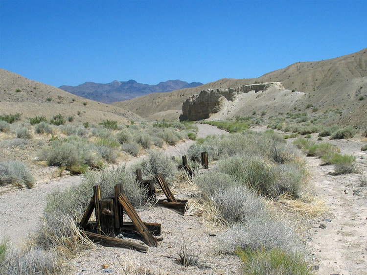 These wooden supports were built from green Douglas Fir that immediately began to warp and split, causing the American Magnesium Company no end of headaches.