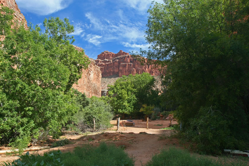 Everybody's so refreshed that we decide to hike the two miles up to Supai for a Supai taco at the village cafe.