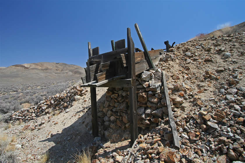 A closer look at the  ore chute.