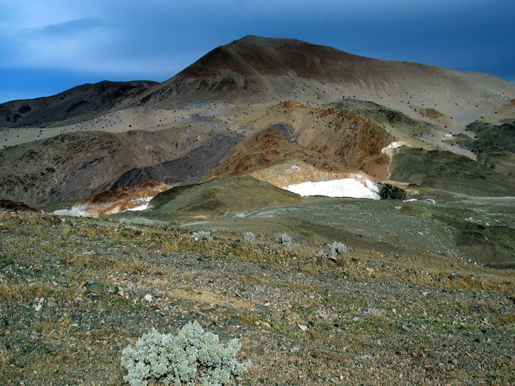 We're heading back to the white open cut of the Superior Mine.