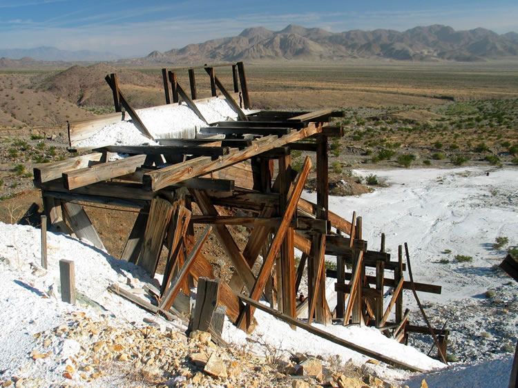 A view of the chute from above.