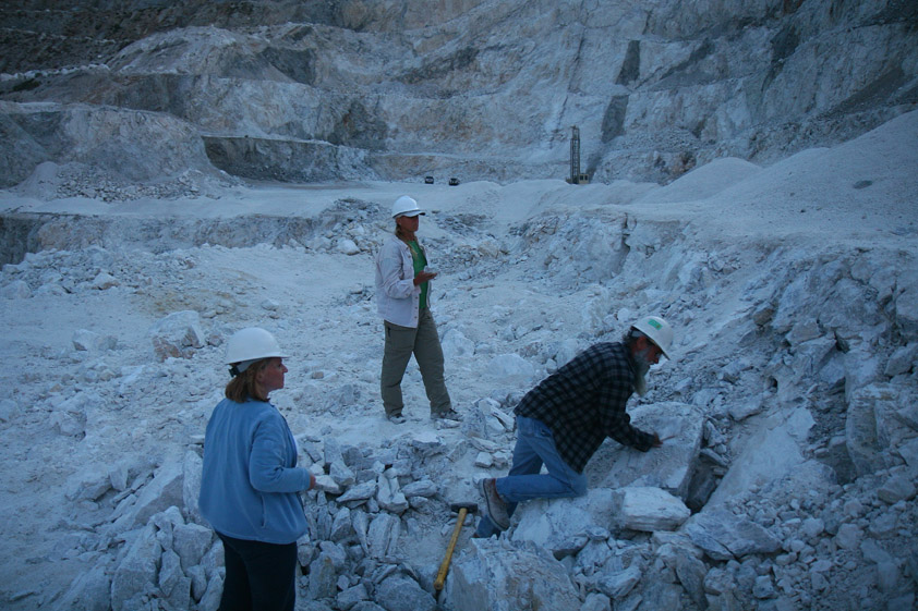 As you can see by our vehicles in the distant background, our boulder smashing takes us over the entire expanse of the quarry.  This pre-dark scouting will be helpful when it's totally black.