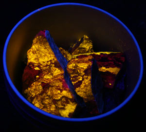 fluorescent rocks