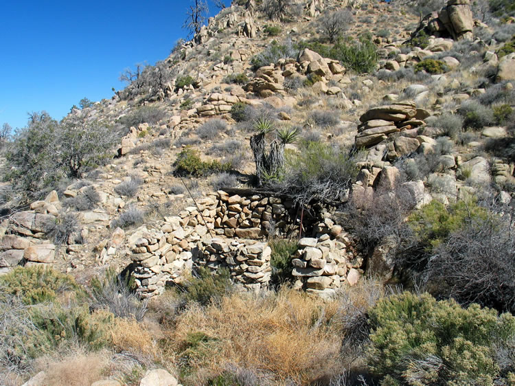 As we head back down, we get another look at the two door structure.