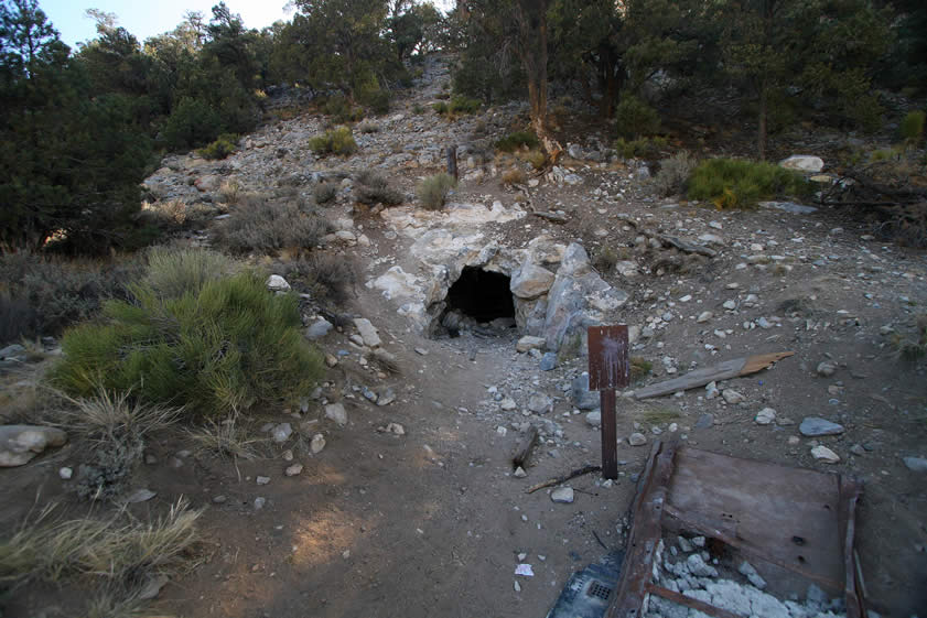 Here's a look at the tunnel entrance.