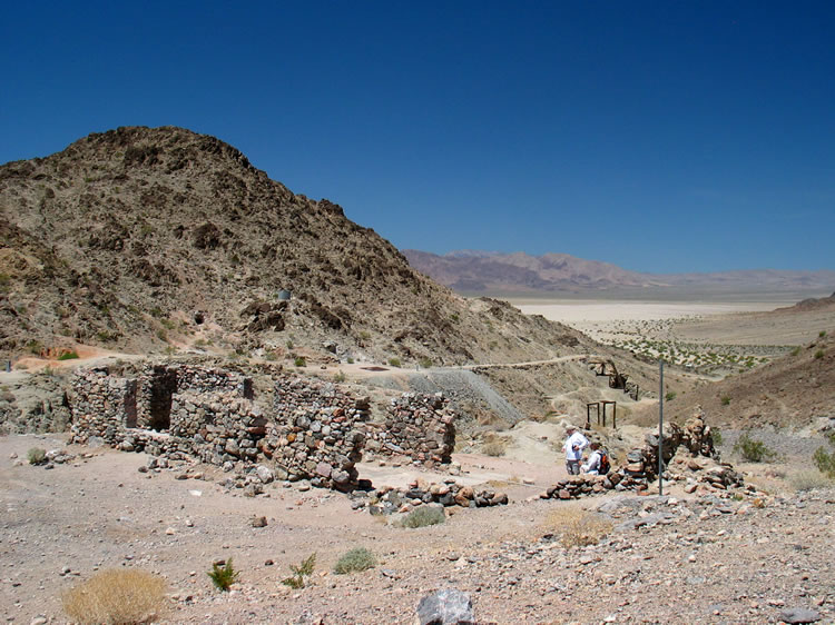 Looking north down the canyon we can see the remains of one of the mills and decide to head over there.