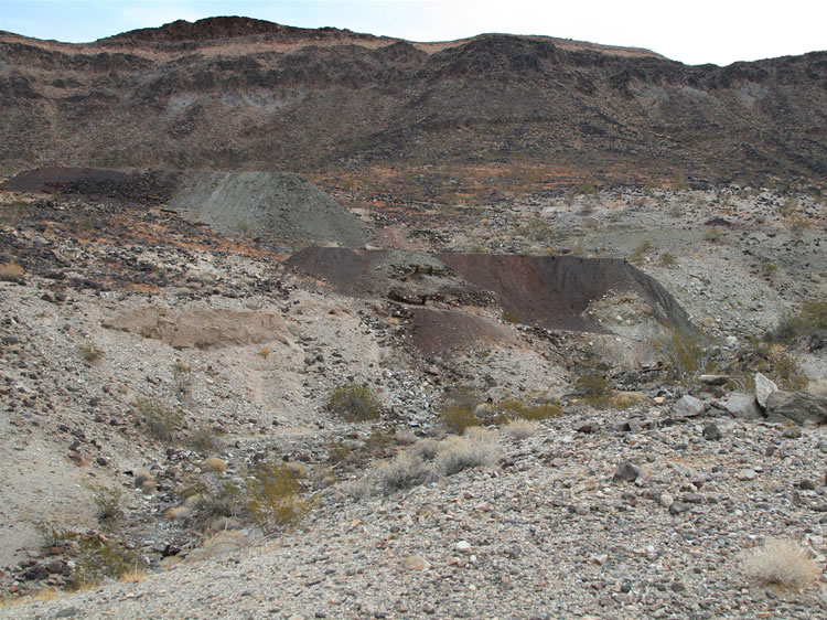 As we take one last look up at the Paul we can't help but admire the fortitude of those old miners as they struggled to extract the hematite ore from this rugged location.