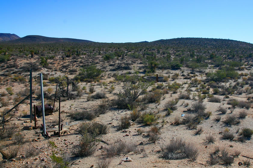 Nearby, however, we hit the jackpot.  After stopping to look at some old shafts, we notice that there's a lot of other stuff going on at this location.  These are apparently the ruins of an old well and cistern.