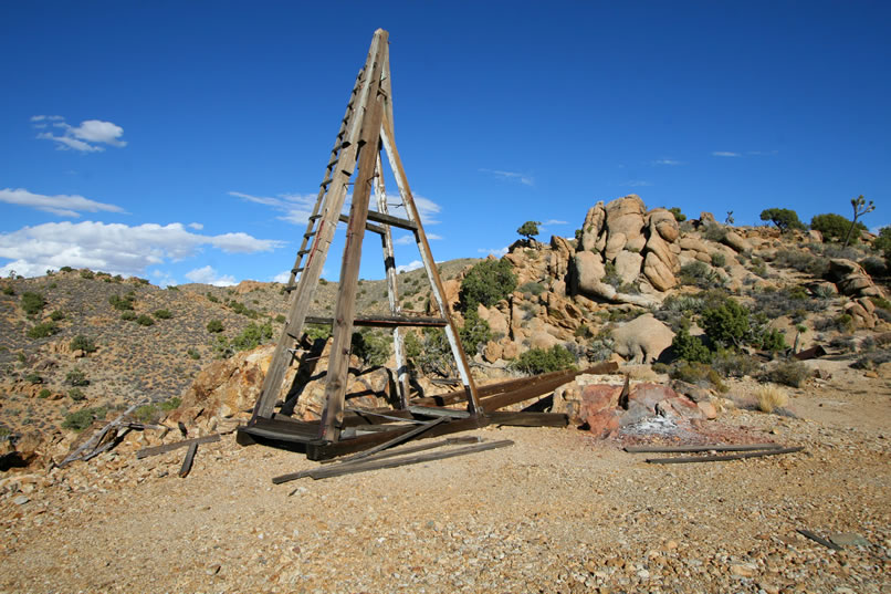 Here's a look at the headframe.
