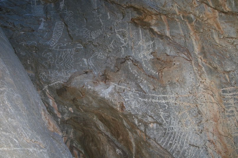 Here's another closer view of elements in the same area.  Notice that the petros that are higher up and away from the weathering effects of the raging water are crisper than those lower down.